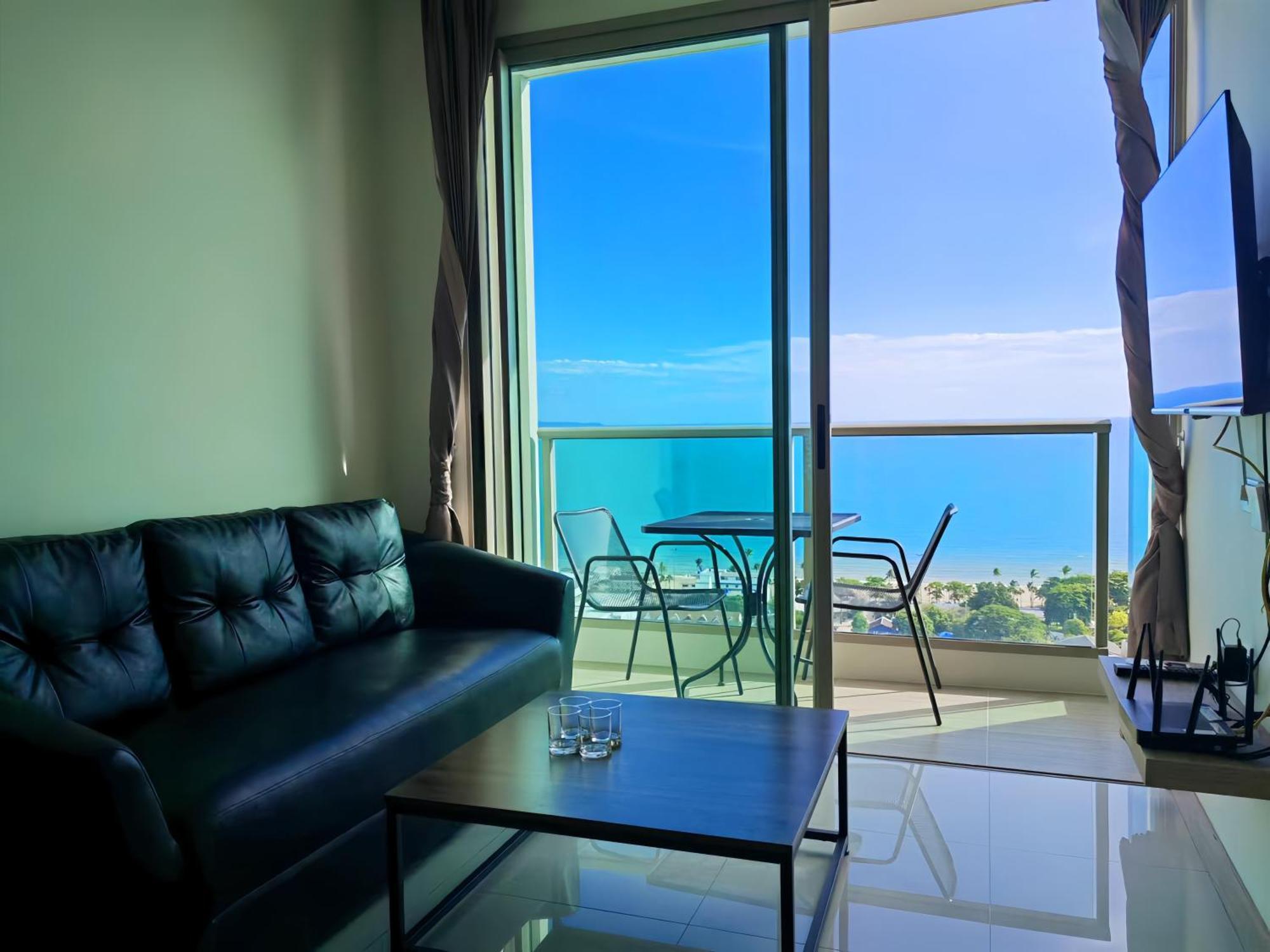 芭提雅高层海景奢华公寓the Riviera Jomtien生香家直达海滩2704 Exteriör bild
